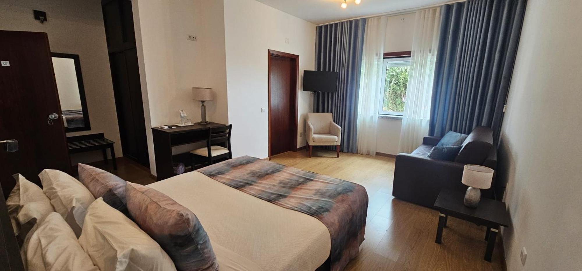 Hotel Louro Обідуш Екстер'єр фото