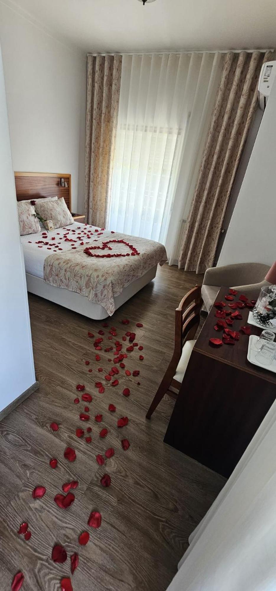 Hotel Louro Обідуш Екстер'єр фото